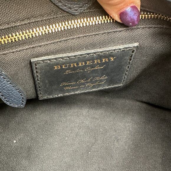 Burberry Tote Canvas - Picture 11 of 13